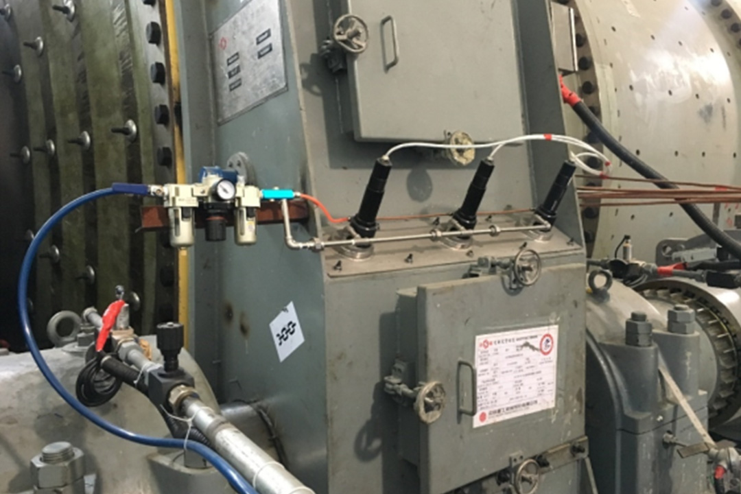 礦物磨(mó)機開式齒(chǐ)輪不對中(zhōng)檢測及調(diao)整方法研(yan)究